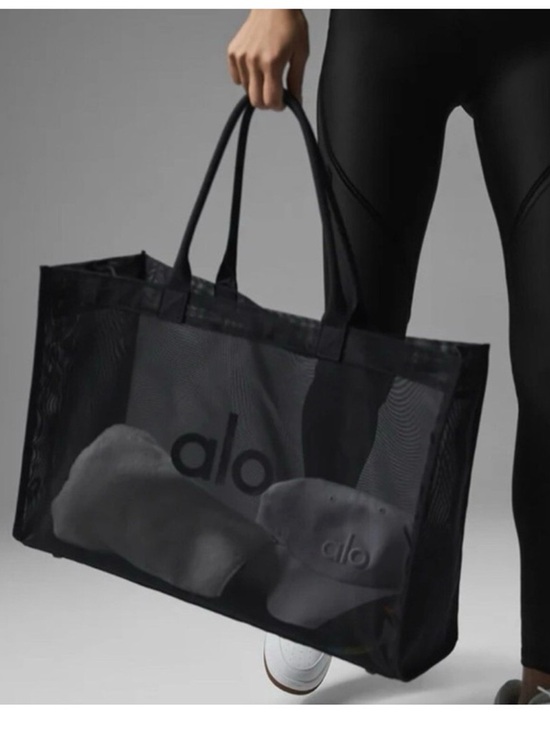 ALO Yoga Handbags - ALO Yoga Black Mesh Tote